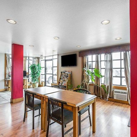 Rodeway Inn Billings Logan Intl Airport Near St Vincent Hospital Екстериор снимка