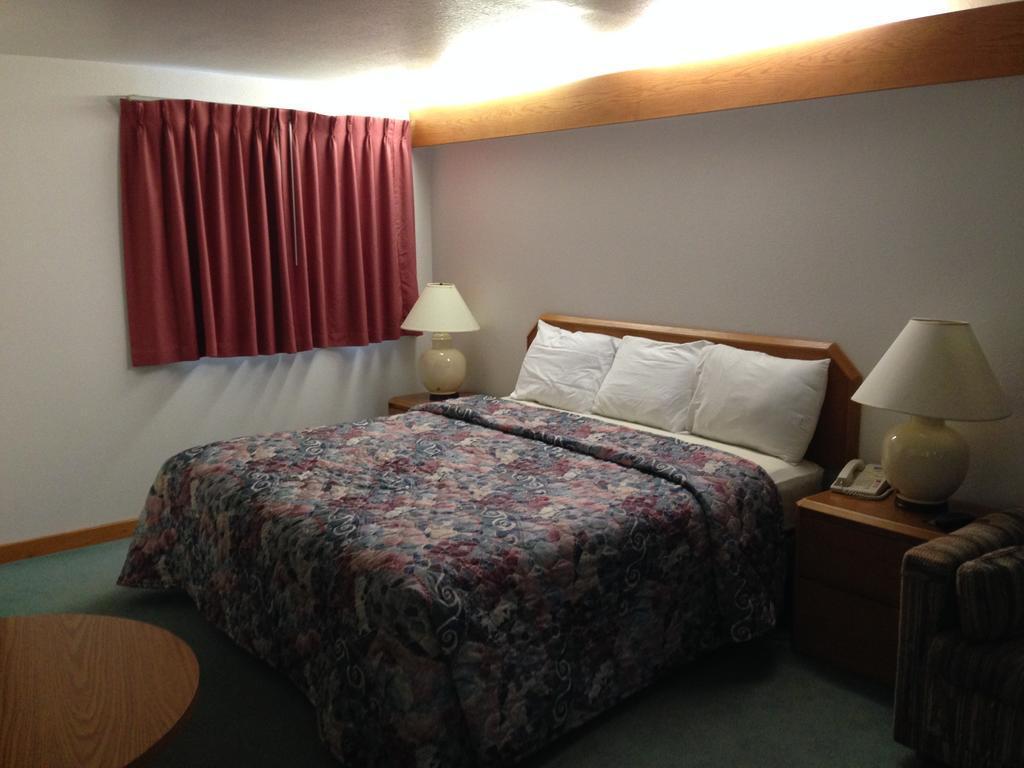 Rodeway Inn Billings Logan Intl Airport Near St Vincent Hospital Екстериор снимка