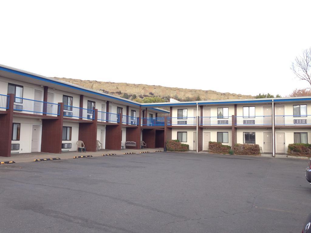 Rodeway Inn Billings Logan Intl Airport Near St Vincent Hospital Екстериор снимка